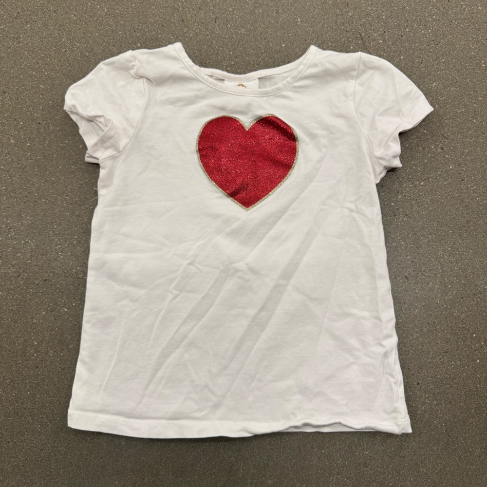 Tommy Bahama Red and White Heart Design Short Sleeve T Shirt Size 7